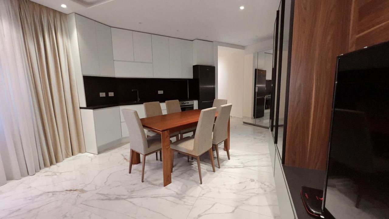 Zeus Tirana Suite Deluxe Luaran gambar