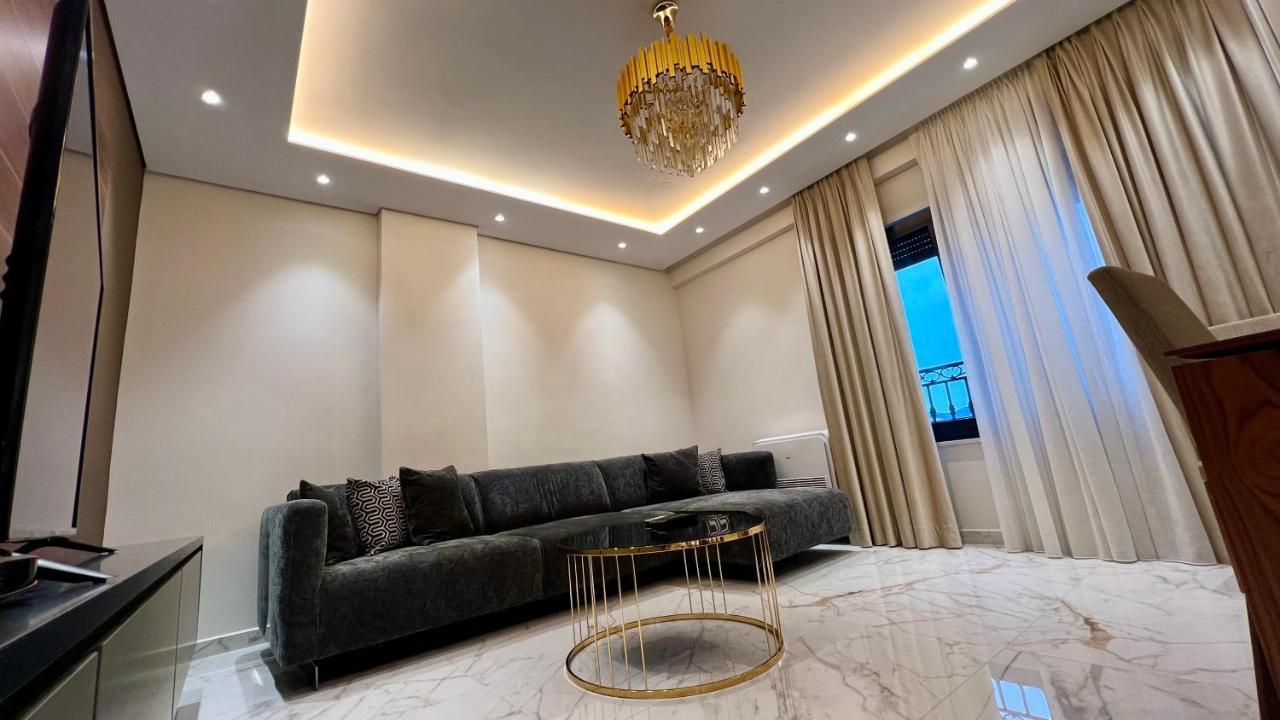 Zeus Tirana Suite Deluxe Luaran gambar